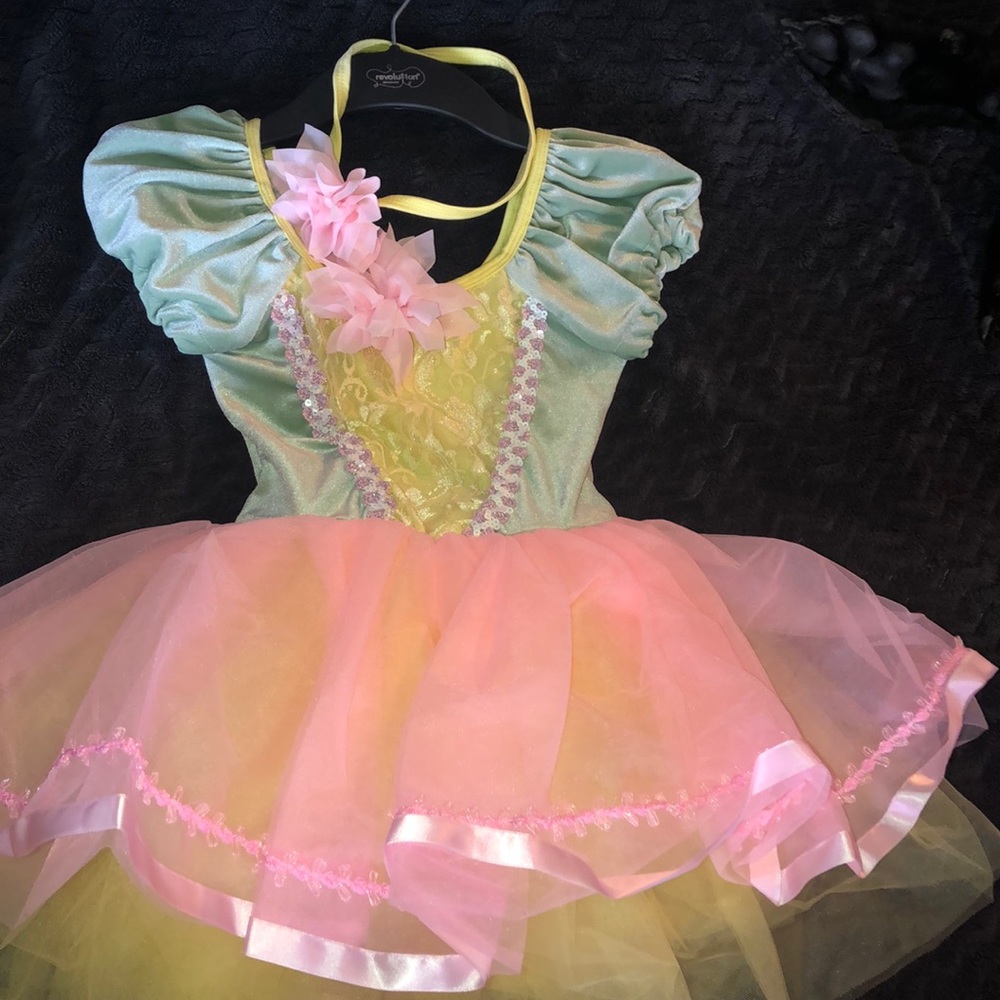Dance costume with matching headband